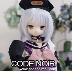 CMD000213 Black Moody Kitty